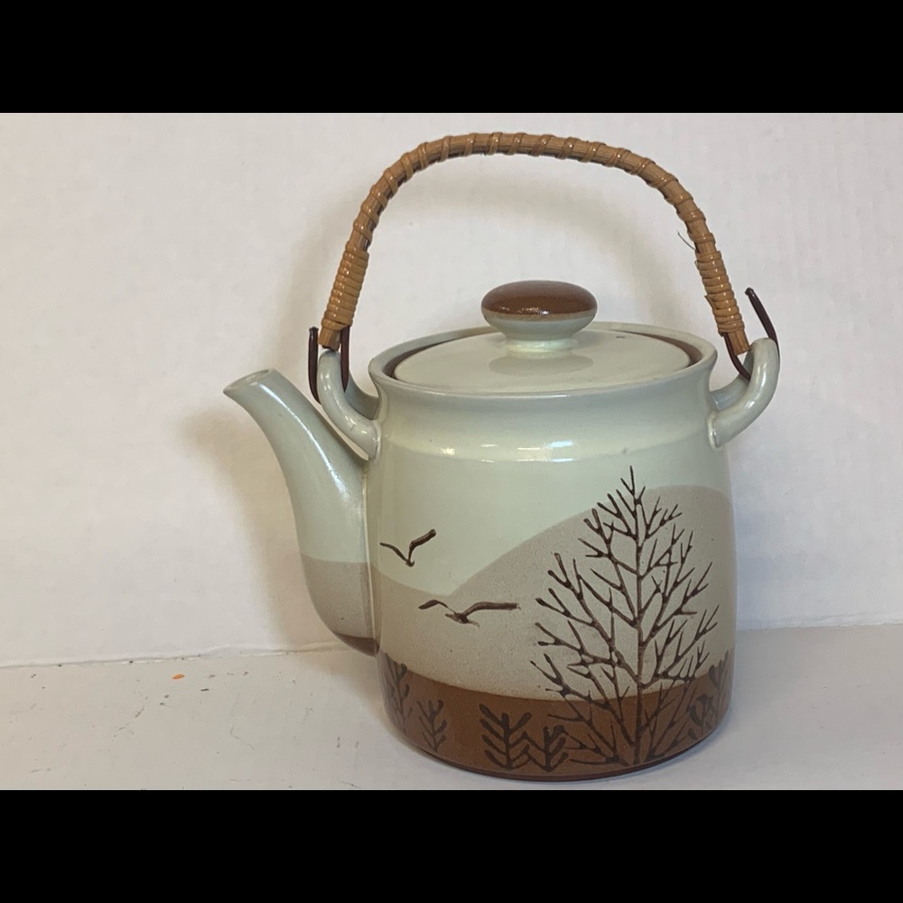Hand Painted Tea Pot With Built In Strainer